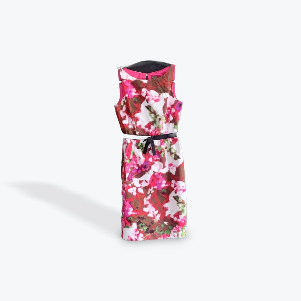 Taylor size 2 pink floral midi dress over knee small
